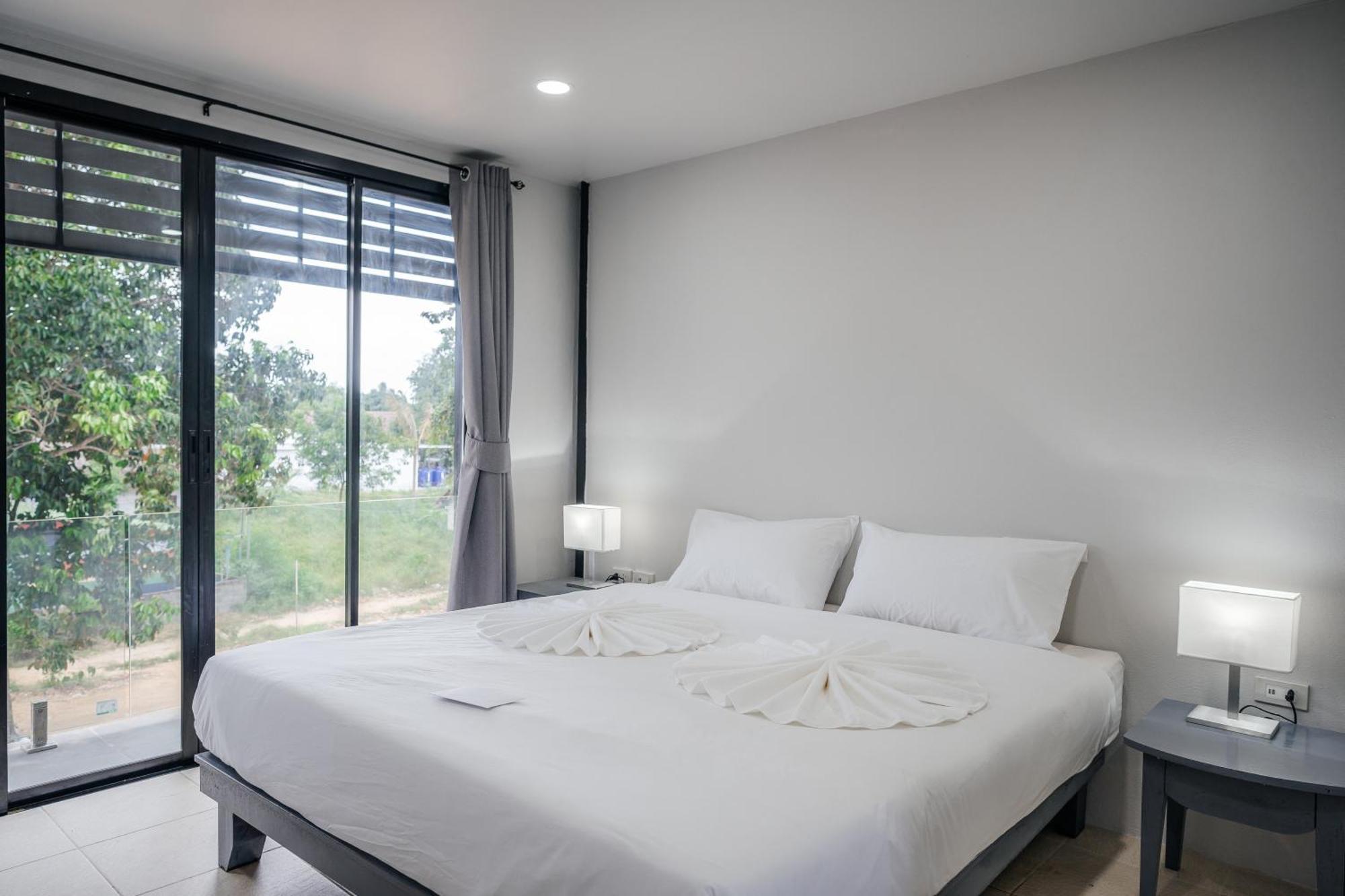 Casa de 500 m² con 12 habitación/es y 12 baño/s de uso privado, en Playa Bo Phut Bophut Exterior foto